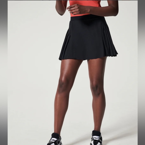 SPANX Get Moving 14” Pleated Skort - Picture 6 of 7